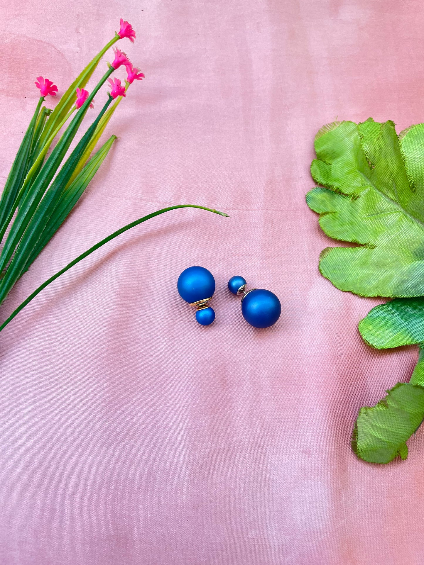 Double sided big pearl Ear Studs