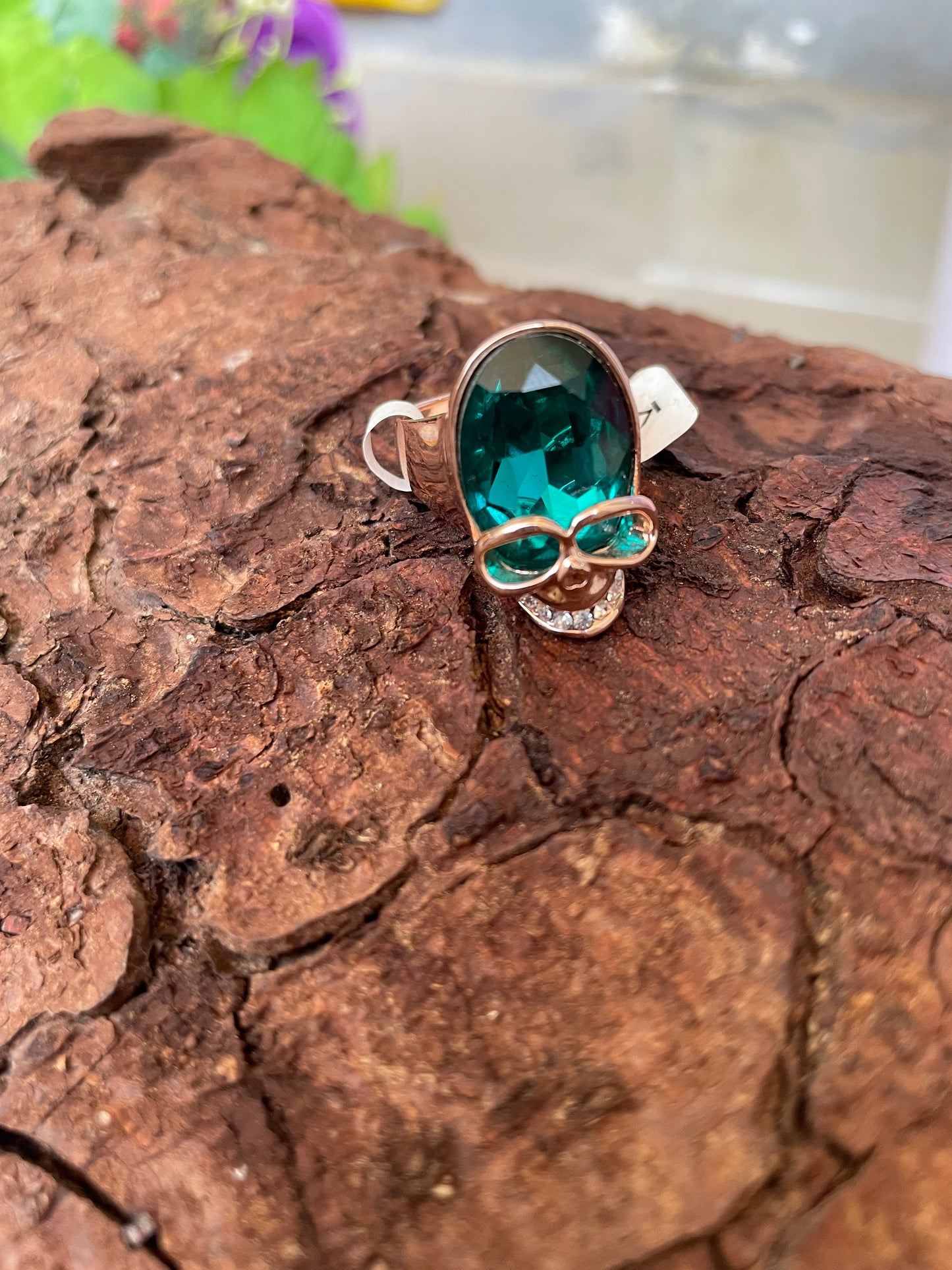 Green stone with steel skull headed oval glass coctail statement finger ring