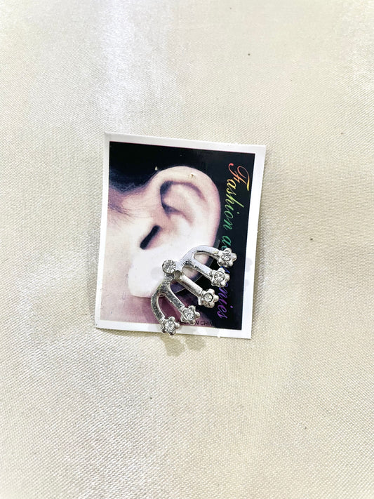 Stainless steel ear 1 piece ear tragus