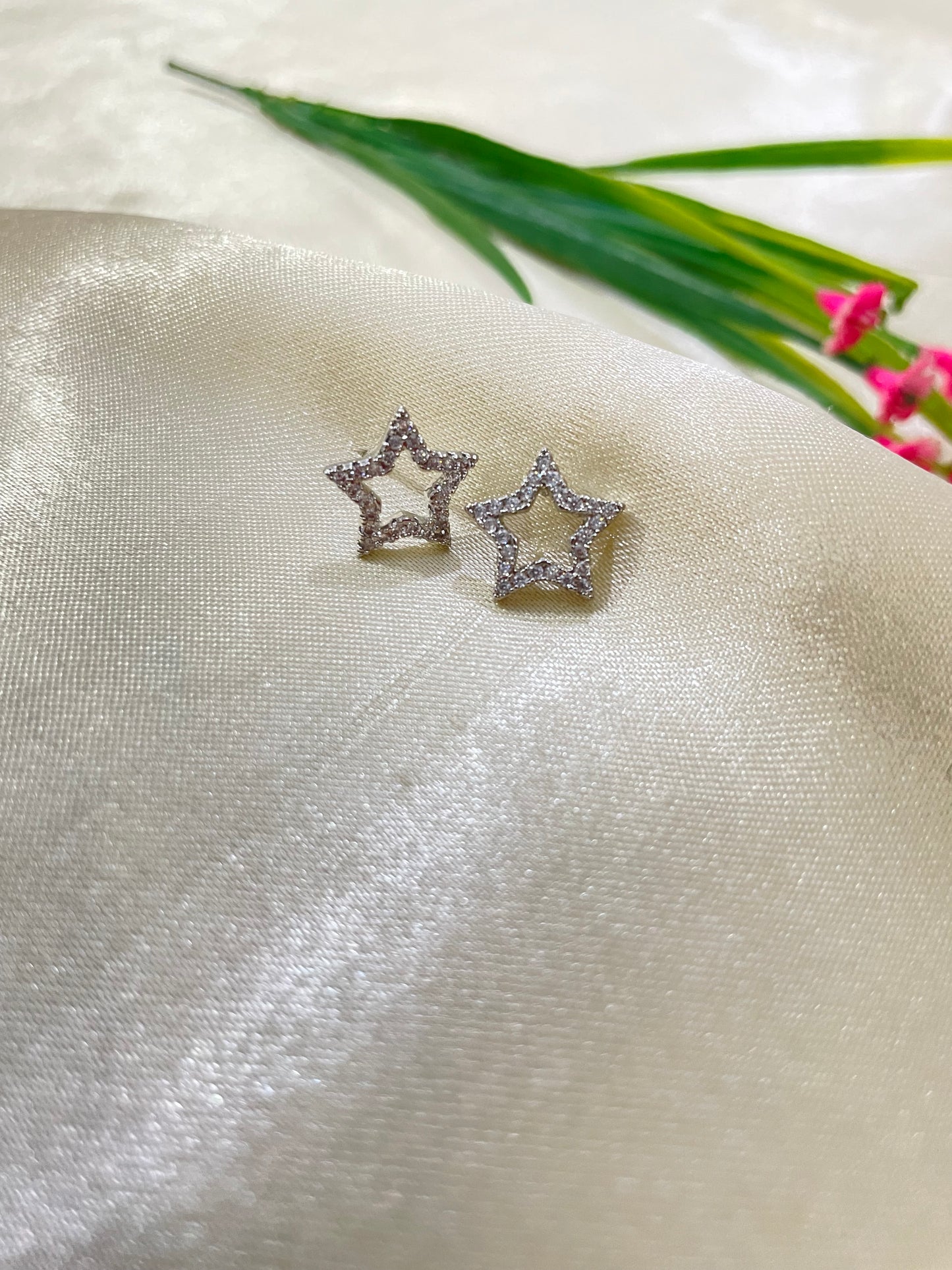 Sparkle star Earring